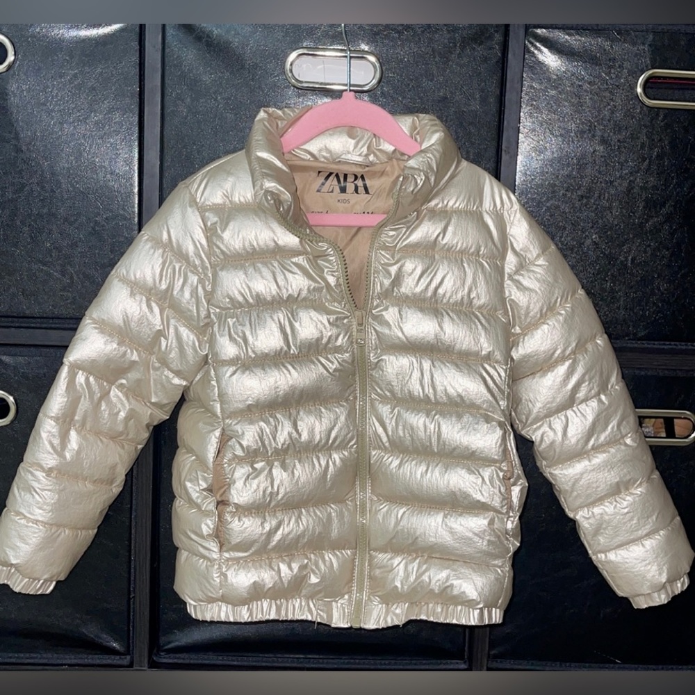 Zara Girls Metallic Gold color coat, 6 T, 100 % polyester
